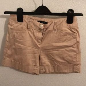 White House Black Market Khaki Shorts Size 00
